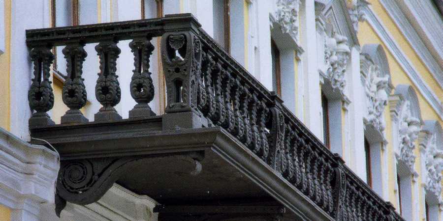 балкон шереметьевского дворца
